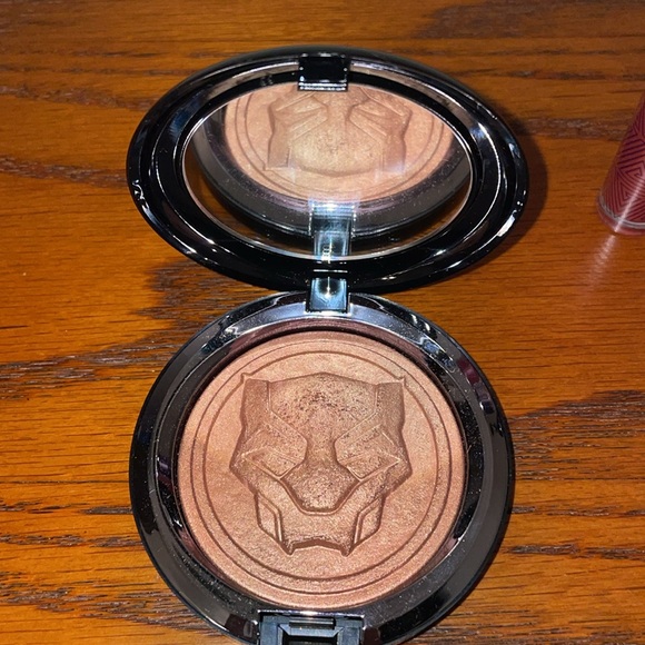 Marvel Studios BLACK PANTHER 2 CAPSULE COLLECTION 4 pcs + samples! - Picture 9 of 12